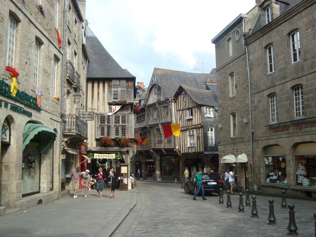 Lanvallay Chambre D'Hotes De Bellevue المظهر الخارجي الصورة